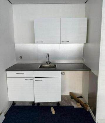Complete keuken wit inclusief kraan