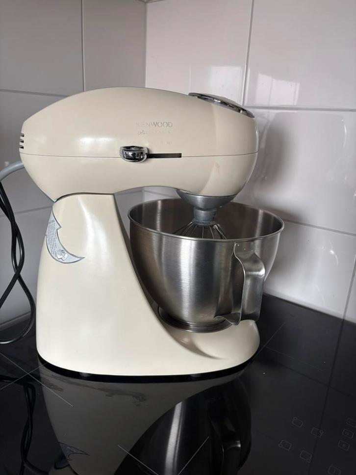 Kenwood Keukenmachine Nieuwstaat, Witgoed en Apparatuur, Keukenmixers, Zo goed als nieuw, 4 liter of meer, 3 snelheden of meer