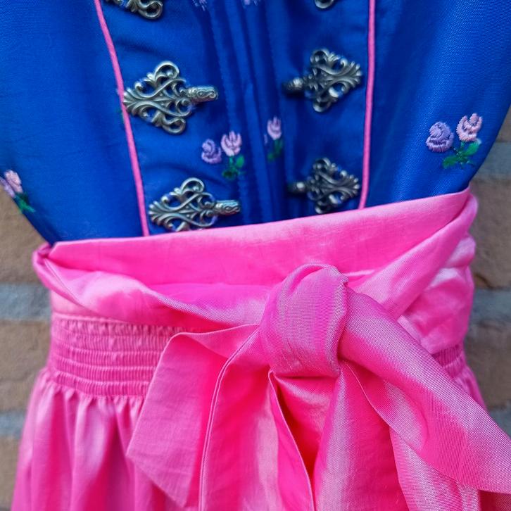 Dirndl 32 XS XXS set Wenger met Almsach blouse en schortje, Kleding | Dames, Carnavalskleding en Feestkleding, Zo goed als nieuw