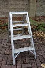 Aluminium trapje, 4 treden, Doe-het-zelf en Verbouw, Ladders en Trappen, Ophalen, Gebruikt, Minder dan 2 meter