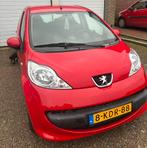 Peugeot 107 1.0 12V 5DR 2006 Rood, Voorwielaandrijving, Stof, 4 stoelen, 68 pk