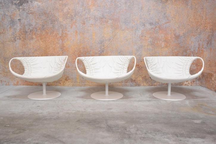 ZGANieuw witte leren Moroso Smock design draaifauteuils, Huis en Inrichting, Fauteuils, Zo goed als nieuw, Leer, Metaal, 125 cm of meer