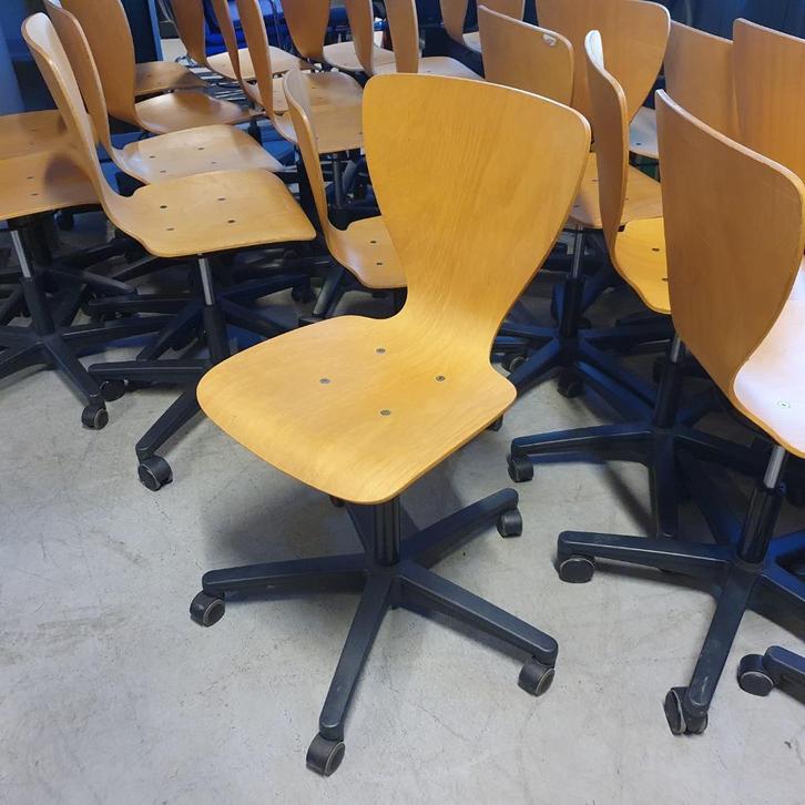 partij Ahrend houten werkstoel bureaustoel schoolstoelen, Huis en Inrichting, Stoelen, Gebruikt, Vijf, Zes of meer stoelen, Bruin