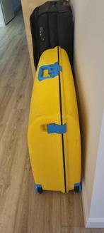 CALRTON koffer in goede staat 75x55x25cm, Ophalen, Zo goed als nieuw, Hard kunststof, 70 cm of meer