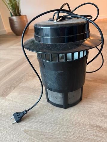 Muggenvanger beschikbaar voor biedingen