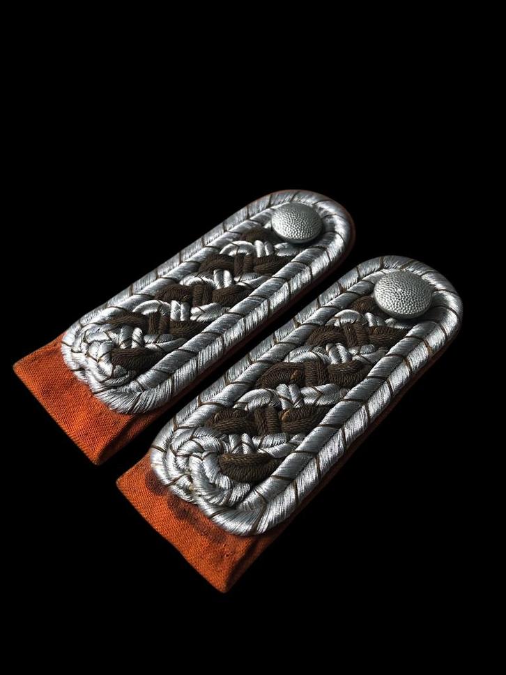 Ww2 Gendarmerie meister schulterklappen, Verzamelen, Militaria | Tweede Wereldoorlog, Embleem of Badge, Duitsland, Ophalen of Verzenden