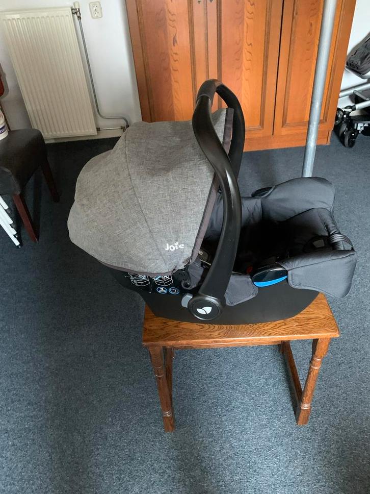 Maxi-Cosi & Joie Autostoel, Kinderen en Baby's, Autostoeltjes, Zo goed als nieuw, Maxi-Cosi, 0 t/m 13 kg, Autogordel, Zijbescherming