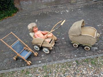 3 oude poppen wagens samen €50 beschikbaar voor biedingen