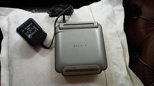 Belkin 4 poorts router F5D5231-4, Computers en Software, Routers en Modems, Gebruikt, Router, Ophalen of Verzenden