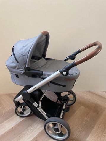 Kinderwagen Mutsy Evo (complete set!) beschikbaar voor biedingen