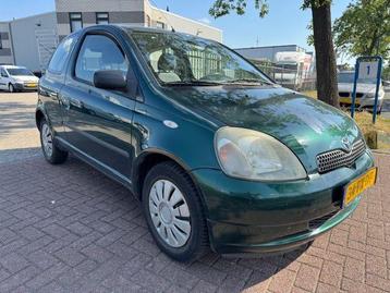 Toyota Yaris 1.0-16V VVT-i Luna APK 07-2026 Goed rijdende au beschikbaar voor biedingen