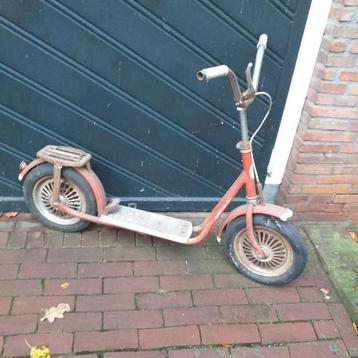 Vintage step uit de jaren 60  oldtimer  beschikbaar voor biedingen