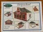 Tilly Models Dorpsschool H0, Hobby en Vrije tijd, Ophalen of Verzenden, Nieuw