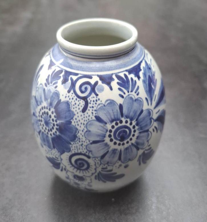 Delfts blauw vaasje, Antiek en Kunst, Antiek | Vazen, Ophalen of Verzenden