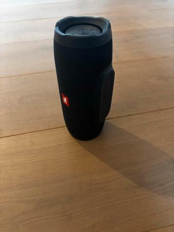 JBL Charge 3 Bluetooth Speaker - Zwart beschikbaar voor biedingen