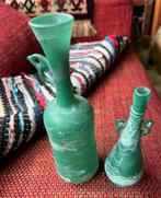 Twee Antieke Vaasjes van heel dun Glas ( Venetiaans), Antiek en Kunst, Ophalen of Verzenden