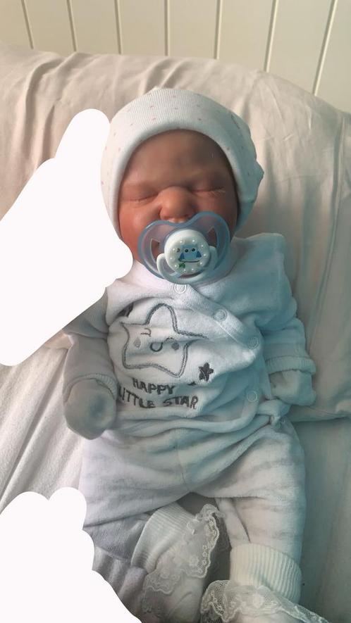 MOET NU WEG Reborn Romilly Babypop, Verzamelen, Poppen, Zo goed als nieuw, Babypop, Levensecht of Reborn, Ophalen