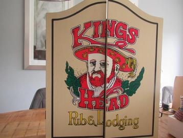 Dartkast Dart kabinet Dartkabinet KINGS Head Pub & lodging beschikbaar voor biedingen