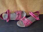 Roze sandalen van Teva maat 38, Zo goed als nieuw, Roze, Teva, Sandalen of Muiltjes
