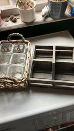 Leuke mand en kistje met glazen windlichtjes., Gebruikt, Mand, Ophalen of Verzenden, Riet