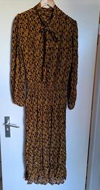 Prachtige Jurk van Zara - L, Maat 42/44 (L), Ophalen of Verzenden, Zo goed als nieuw, Onder de knie