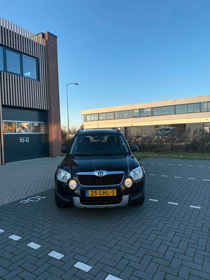 Skoda Yeti 2.0 TDI 81KW 2010 Zwart, Auto's, Skoda, Bedrijf, Yeti, Diesel, D, SUV of Terreinwagen, Handgeschakeld, Origineel Nederlands