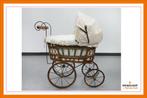 Antieke poppenwagen met pop REK8, Ophalen