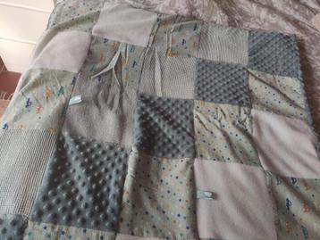 Speelkleed  beschikbaar voor biedingen