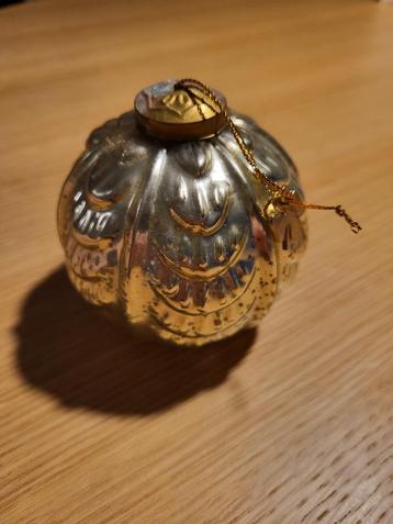 Sissy-boy kerstbal, glas, antiek look, zilver, nieuw beschikbaar voor biedingen