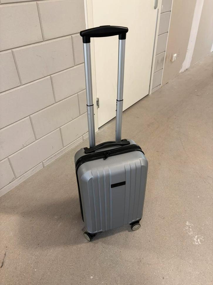 Cabin spinner trolley 54 x 33 x 22 cm kleur grijs, Sieraden, Tassen en Uiterlijk, Koffers, Zo goed als nieuw, Hard kunststof, 50 tot 60 cm