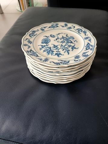 Blue danube gebaksbordjes . Doorsnee 17 cm .  beschikbaar voor biedingen