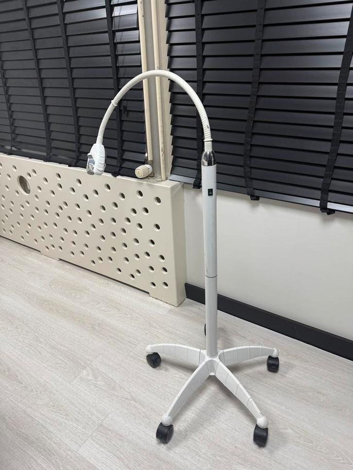 3 BLEEKLAMPEN TANDEN BLEKEN, Sport en Fitness, Gezondheidsproducten en Wellness, Gebruikt, Overige typen, Ophalen