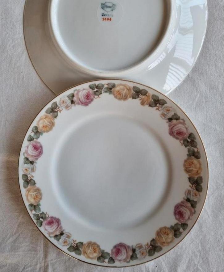Thomas Bavaria borden Engelse gele witte roze roosjes rand, Antiek en Kunst, Antiek | Servies los, Ophalen of Verzenden