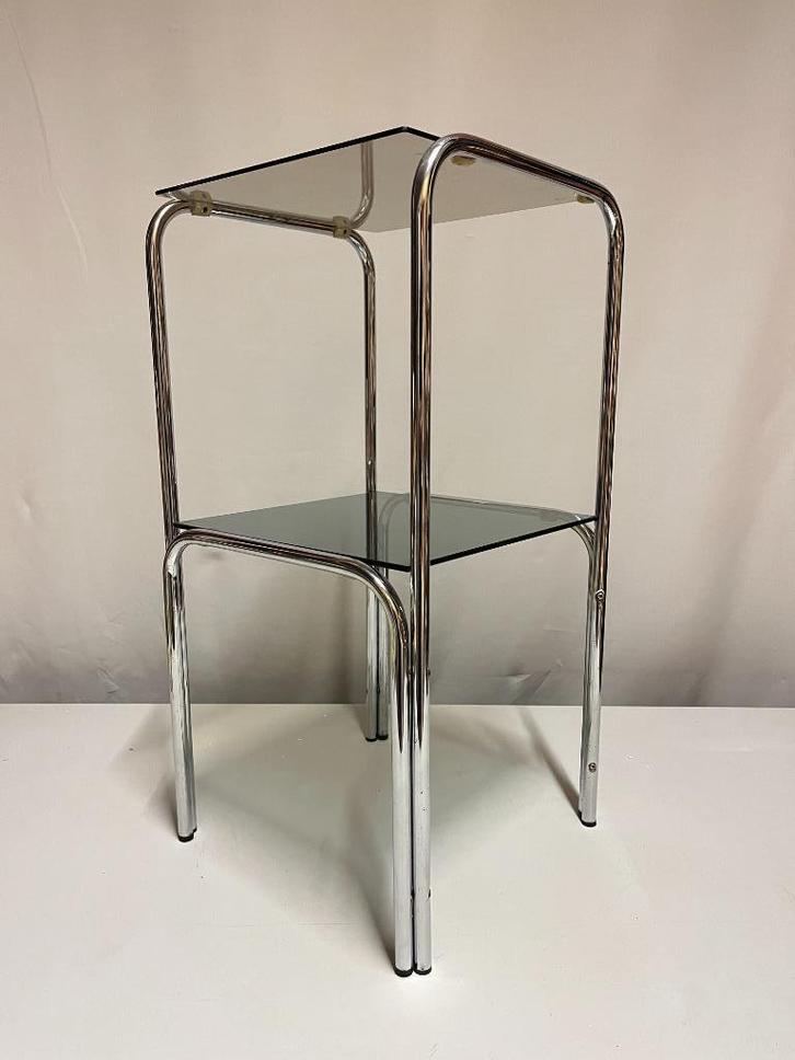 OPRUIMING Jaren 70 chroom buis rookglas bijzettafel bauhaus, Huis en Inrichting, Tafels | Bijzettafels, Gebruikt, Vierkant, 60 cm of meer