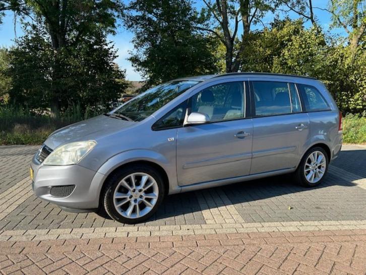 Opel Zafira 1.8 2008 Grijs, Auto's, Opel, Bedrijf, Zafira, Benzine, Euro 4, C, MPV, Handgeschakeld, Geïmporteerd, Zilver of Grijs