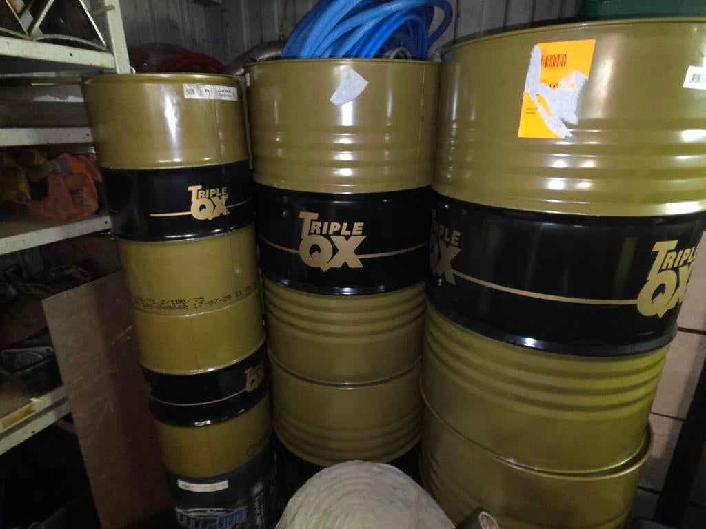 Triple QX Olievaten - Industrieel Gebruik, Doe-het-zelf en Verbouw, Overige Doe-het-zelf en Verbouw, Ophalen, Gebruikt