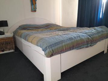 Bed (verstelbaar, 2 persoons)