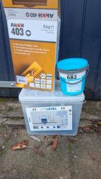 Tegellijm en tegellevel systeem - Over van klus, Doe-het-zelf en Verbouw, Tegels, Ophalen, Overige materialen, Gebruikt, Overige typen