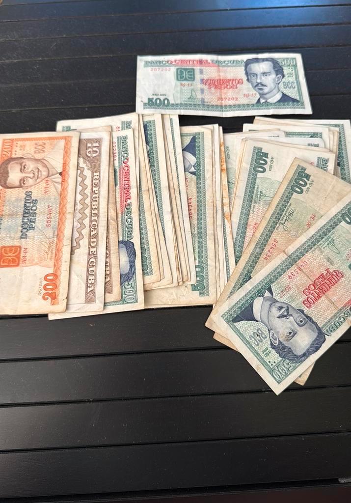 Cuba koersgeld nog geldig 22000 pesos, Postzegels en Munten, Munten en Bankbiljetten | Verzamelingen, Bankbiljetten, Buitenland