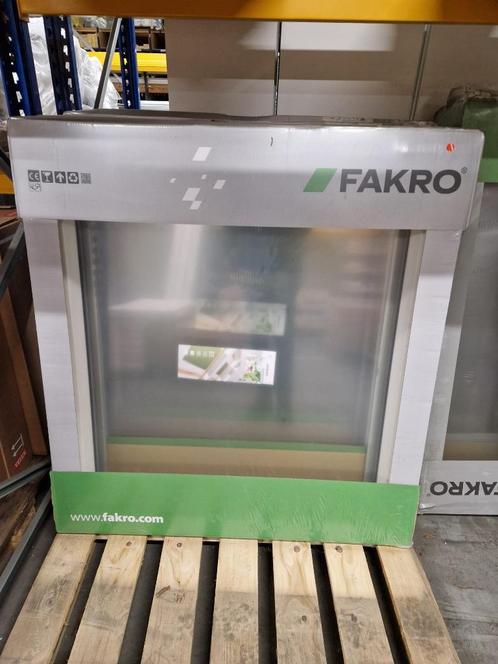 Fakro dakraam en gootstuk 94x118cm / 114x118cm / 134x140cm, Doe-het-zelf en Verbouw, Glas en Ramen, Nieuw, Dakraam, 120 tot 160 cm