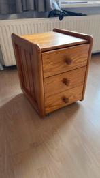Zsm weg! | Houten ladekast op wielen, Huis en Inrichting, Kasten | Ladekasten, Ophalen, Minder dan 50 cm, Zo goed als nieuw, 3 of 4 laden