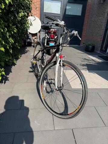 Trek 7700 fiets beschikbaar voor biedingen