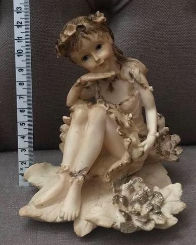 2 beeltjes, Verzamelen, Beelden en Beeldjes, Ophalen