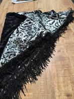Zwarte sjaal met print en franjes, Ophalen of Verzenden, Zo goed als nieuw