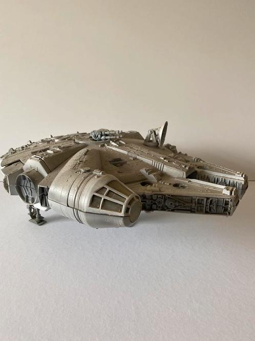 Star Wars The Millennium Falcon from 1979 !!!!!!, Verzamelen, Film en Tv, Gebruikt, Film, Beeldje, Replica of Model, Verzenden