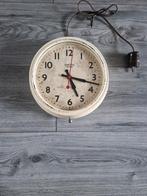 Smiths Sectric Klok bakeliet Vintage Staionsklok, Antiek en Kunst, Ophalen of Verzenden