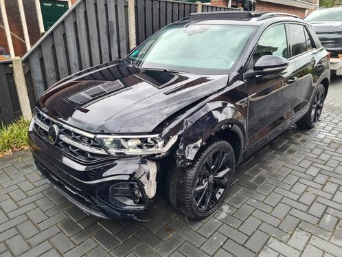 Volkswagen T-roc 1.5 R-line Pano Beats Virtual Trekhaak 2024, Auto diversen, Schadeauto's, Automaat, Benzine, Zwart, Ophalen