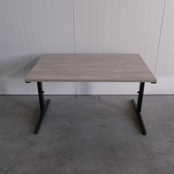 Ahrend knop inst. bureau T-Poot, 120x80cm, H63|78cm BR89 beschikbaar voor biedingen