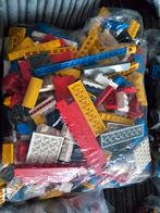 Lego wel meer dan 10 kilo en 36 poppetjes, Kinderen en Baby's, Speelgoed | Duplo en Lego, Ophalen of Verzenden, Zo goed als nieuw