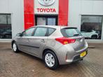 Toyota Auris 1.8 Hybrid Aspiration, Auto's, Toyota, Origineel Nederlands, Te koop, 5 stoelen, 73 €/maand